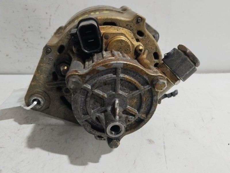 Recambio de alternador para nissan serena (c23) 2.0 d (kvjc23) referencia OEM IAM 9120335000   Recambio de alternador para nissan serena (c23) 2.0 d (kvjc23) referencia OEM IAM 9120335000