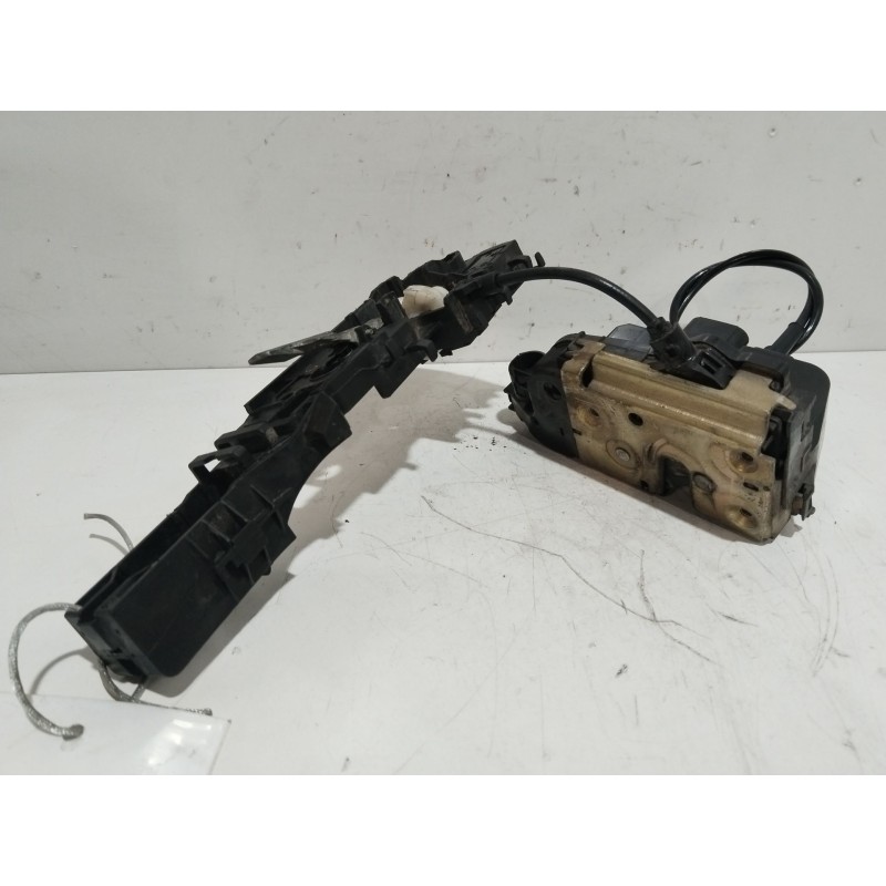 Recambio de cerradura puerta delantera derecha para renault megane ii (bm0/1_, cm0/1_) 1.5 dci (bm1e, cm1e) referencia OEM IAM 8