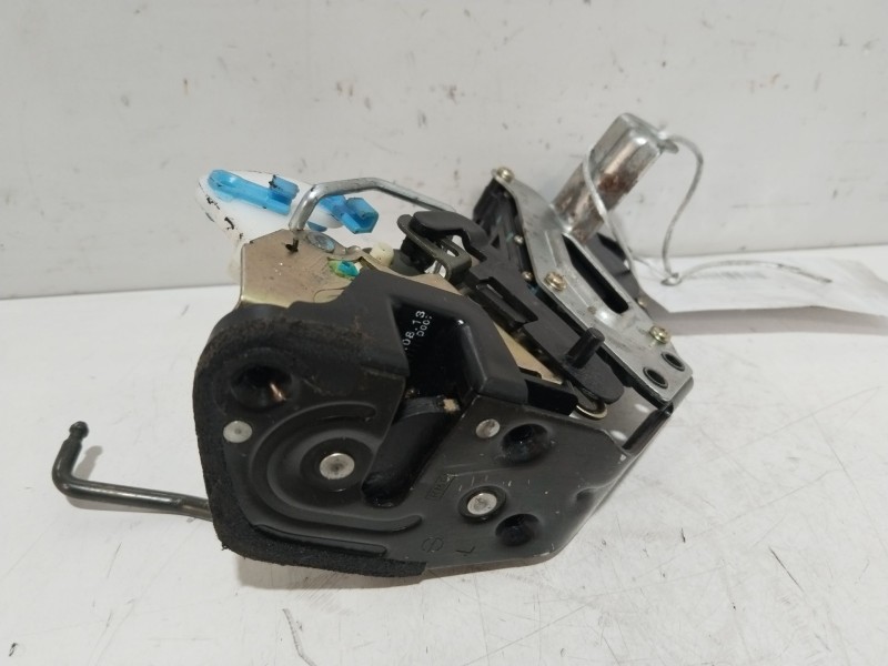 Recambio de cerradura puerta trasera izquierda para hyundai accent (lc) gls worldcup referencia OEM IAM 8141025030  