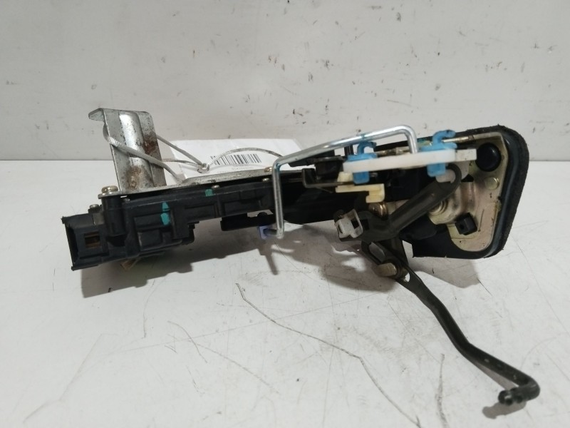 Recambio de cerradura puerta trasera izquierda para hyundai accent (lc) gls worldcup referencia OEM IAM 8141025030  