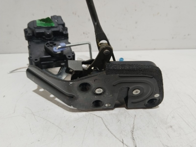 Recambio de cerradura puerta trasera izquierda para hyundai accent (lc) gls worldcup referencia OEM IAM 8141025030  