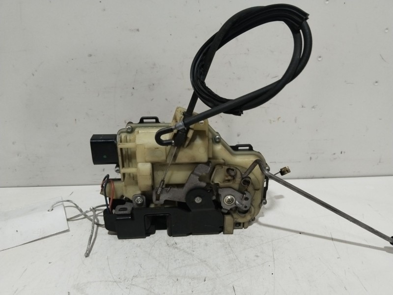 Recambio de cerradura puerta delantera derecha para skoda octavia berlina (1u2) tour referencia OEM IAM 3B1837016CA  