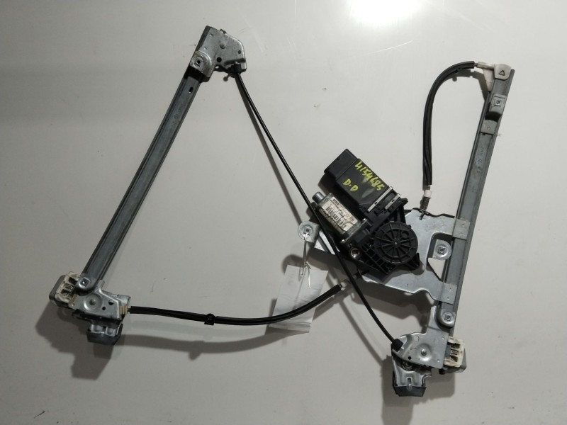 Recambio de elevalunas delantero derecho para skoda octavia berlina (1u2) tour referencia OEM IAM 1U0837462B  1U0837401C