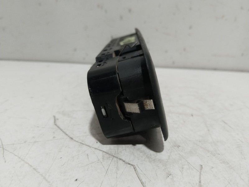 Recambio de mando elevalunas delantero izquierdo para renault laguna iii privilege referencia OEM IAM 809610006R  