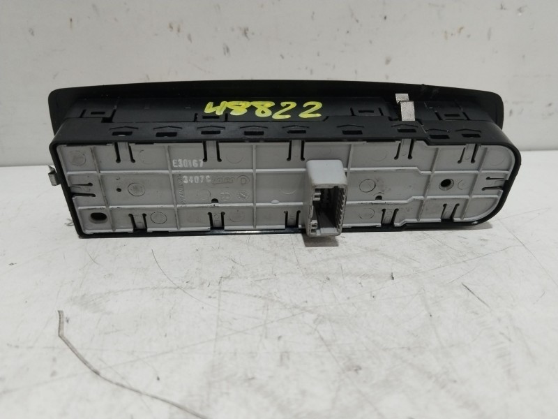 Recambio de mando elevalunas delantero izquierdo para renault laguna iii privilege referencia OEM IAM 809610006R  