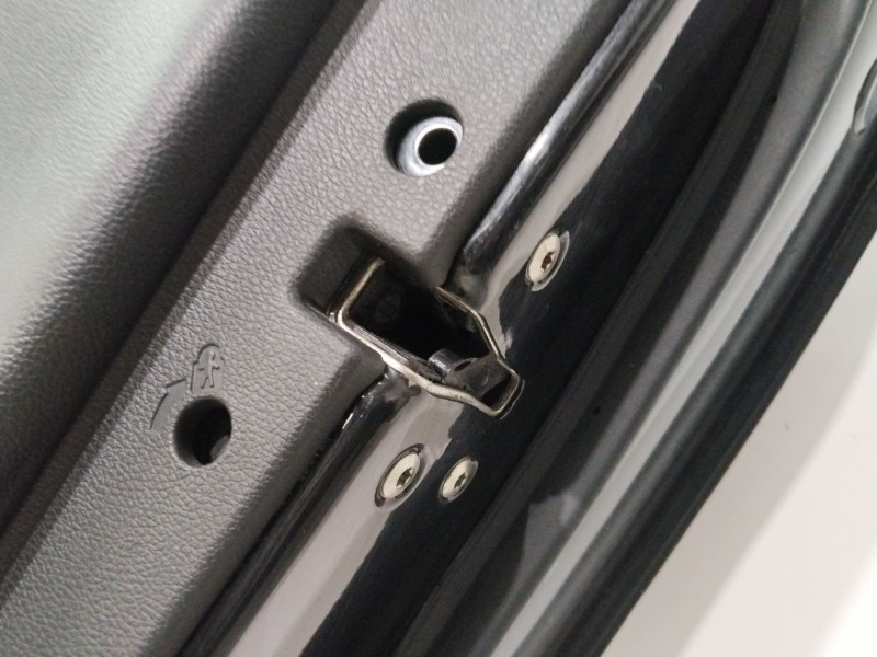 Recambio de puerta trasera derecha para kia optima concept referencia OEM IAM 77004D4000P  