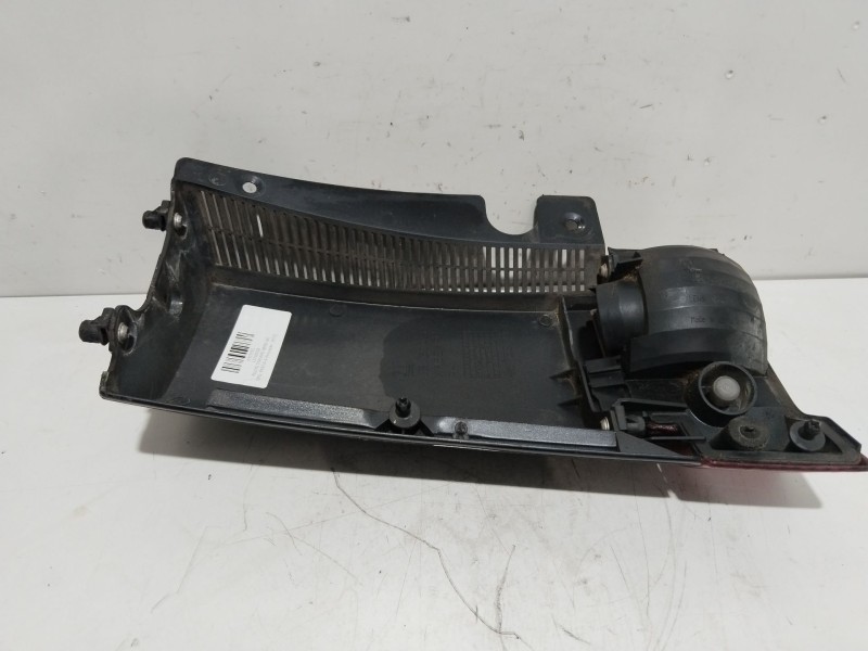 Recambio de piloto trasero derecho para opel meriva a monospace (x03) 1.7 cdti (e75) referencia OEM IAM 13130028  