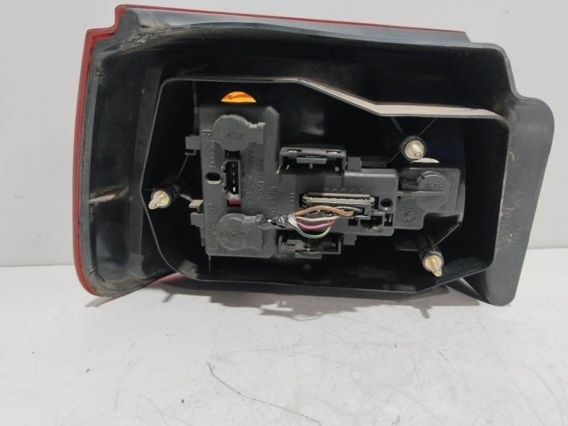 Recambio de piloto trasero derecho para seat ibiza ii (6k1) 1.0 i referencia OEM IAM 6K6945112R   Recambio de piloto trasero derecho para seat ibiza ii (6k1) 1.0 i referencia OEM IAM 6K6945112R