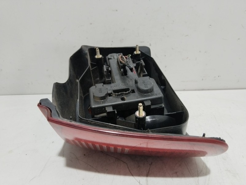 Recambio de piloto trasero derecho para seat ibiza ii (6k1) 1.0 i referencia OEM IAM 6K6945112R   Recambio de piloto trasero derecho para seat ibiza ii (6k1) 1.0 i referencia OEM IAM 6K6945112R
