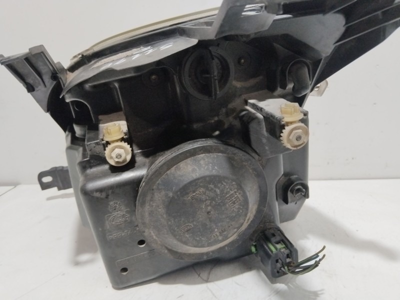 Recambio de faro derecho para ford fusion (ju_) 1.6 referencia OEM IAM 24689800R  