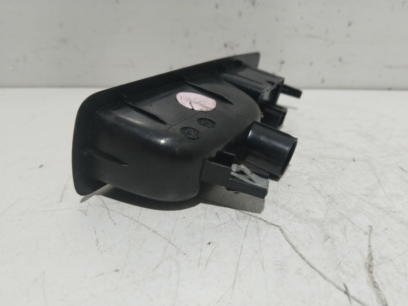 Recambio de mando elevalunas trasero izquierdo para renault laguna iii privilege referencia OEM IAM 82944002R  