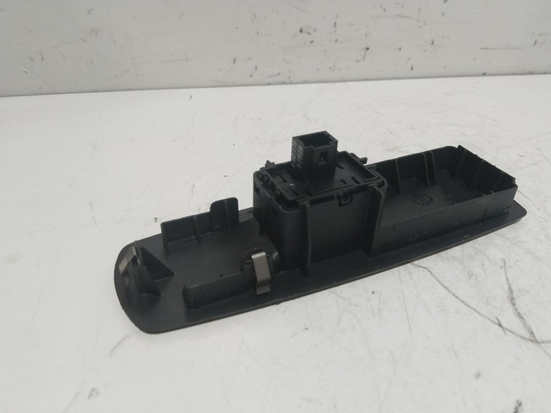 Recambio de mando elevalunas delantero derecho para renault laguna iii privilege referencia OEM IAM 809600004R  