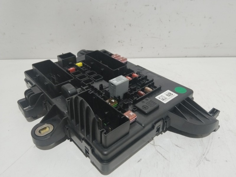 Recambio de caja reles / fusibles para opel insignia a (g09) 2.0 cdti (68) referencia OEM IAM 544949969  