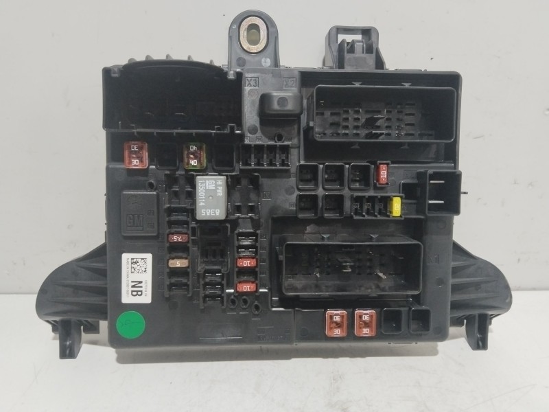 Recambio de caja reles / fusibles para opel insignia a (g09) 2.0 cdti (68) referencia OEM IAM 544949969  