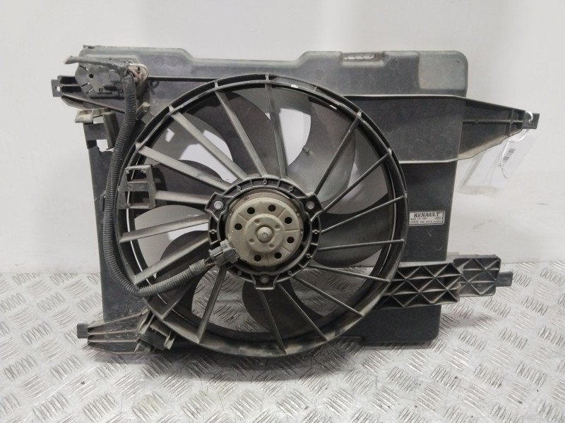 Recambio de electroventilador para renault megane ii berlina 5p confort authentique referencia OEM IAM 8200151464  