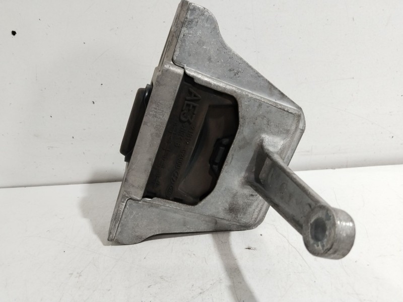 Recambio de soporte motor derecho para hyundai ioniq (ae) 1.6 gdi hybrid referencia OEM IAM 21810G2000  