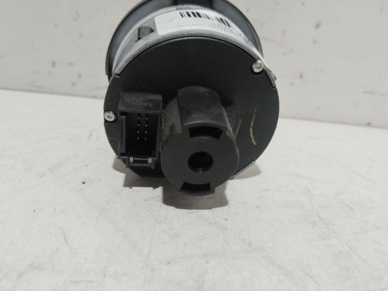 Recambio de mando luces para skoda octavia berlina (1z3) collection referencia OEM IAM 1Z0941431K  
