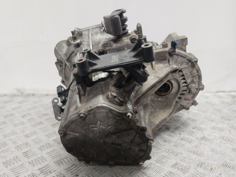 Recambio de caja cambios para hyundai santa fé i (sm) 2.4 16v referencia OEM IAM Y010404535  