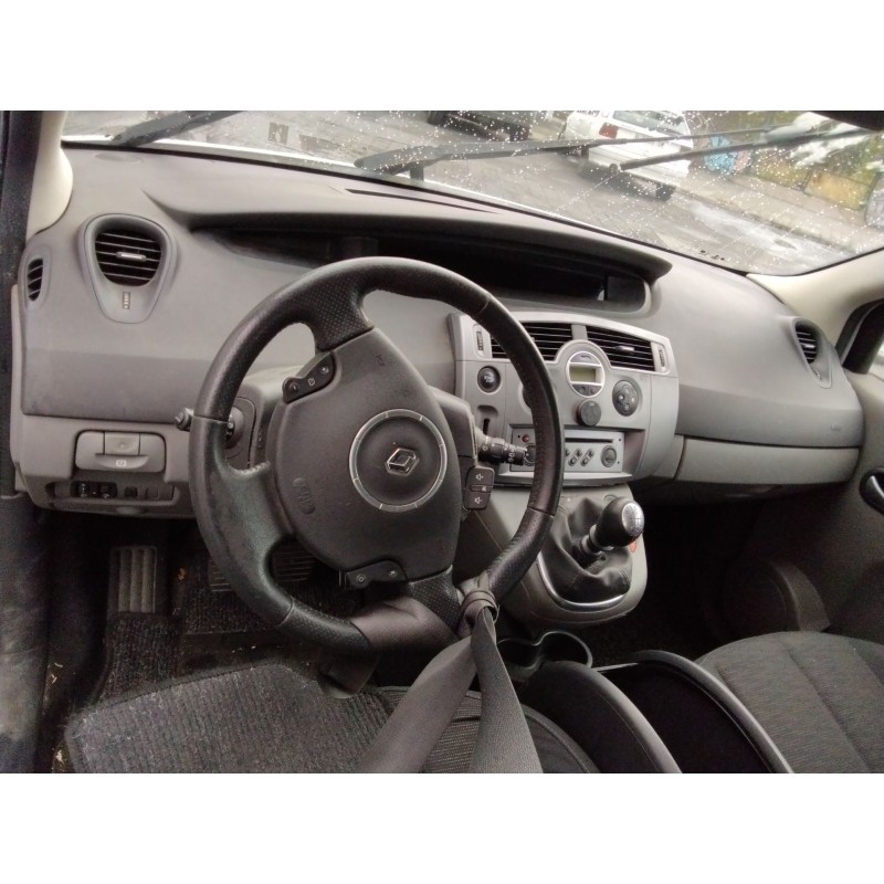 RENAULT GRAND SCÉNIC II (JM0/1_) - imagen 5