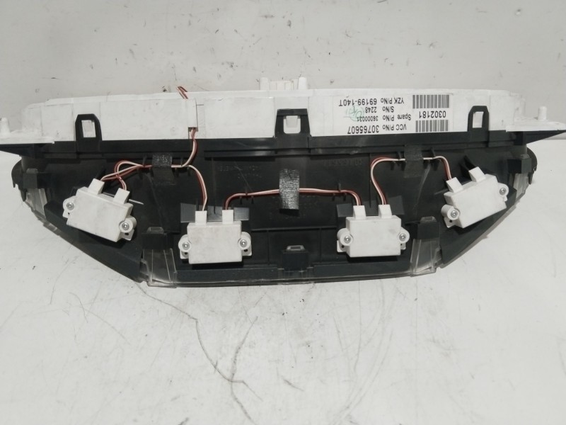 Recambio de cuadro instrumentos para volvo xc90 d5 executive (7 asientos) (136kw) referencia OEM IAM 30765607  