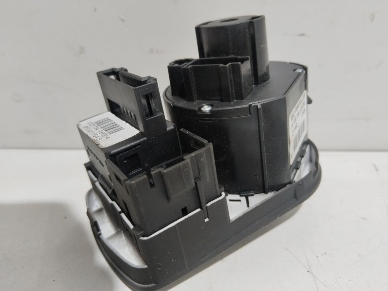 Recambio de mando luces para audi a1 sportback (8xa, 8xf) 1.6 tdi referencia OEM IAM 8X1941531M  