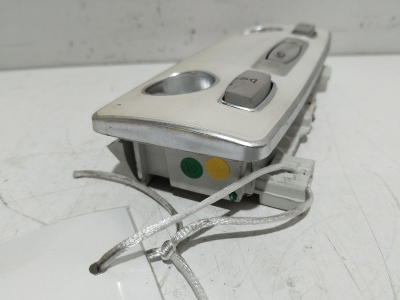 Recambio de luz interior central para renault laguna iii privilege referencia OEM IAM 264300003R  