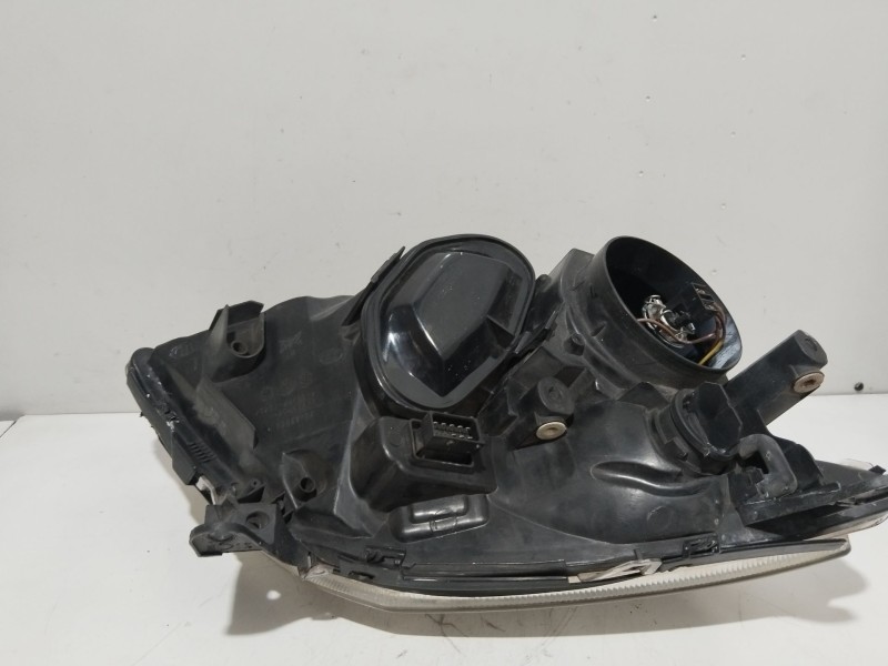 Recambio de faro izquierdo para opel vectra c (z02) 2.0 dti 16v (f69) referencia OEM IAM 1216121  