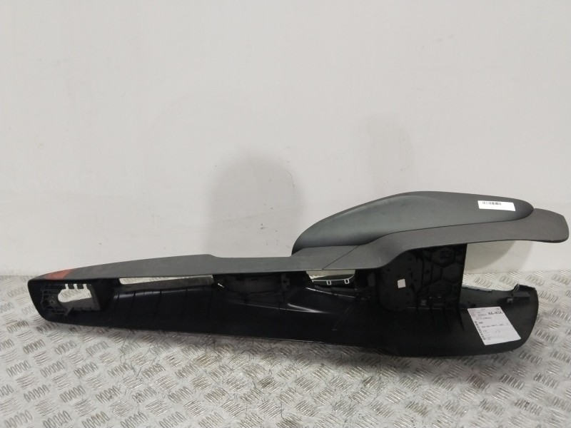 Recambio de consola central para audi a1 sportback (8xa, 8xf) 1.6 tdi referencia OEM IAM 8X0863243A  