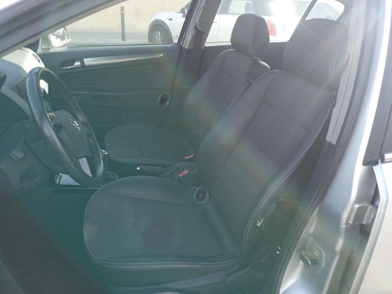 opel astra h (a04) del año 2007