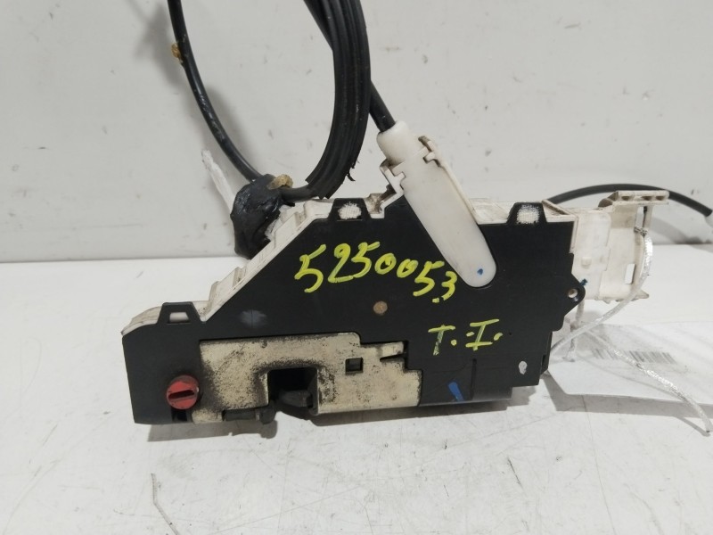 Recambio de cerradura puerta trasera izquierda para peugeot 407 st confort referencia OEM IAM 9137K8  