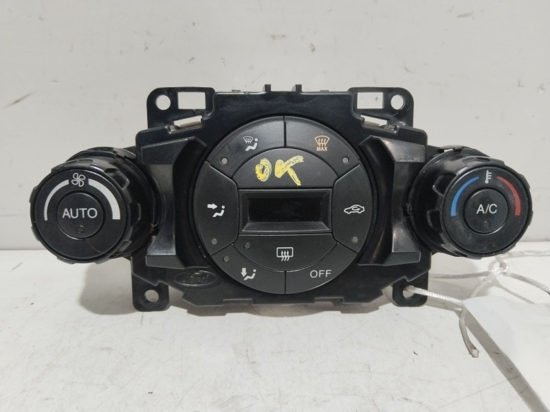 Recambio de mando calefaccion / aire acondicionado para ford fiesta (cb1) ghia referencia OEM IAM 8A6T18C612  