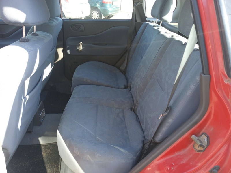 mitsubishi space star monospace (dg_a) del año 1999