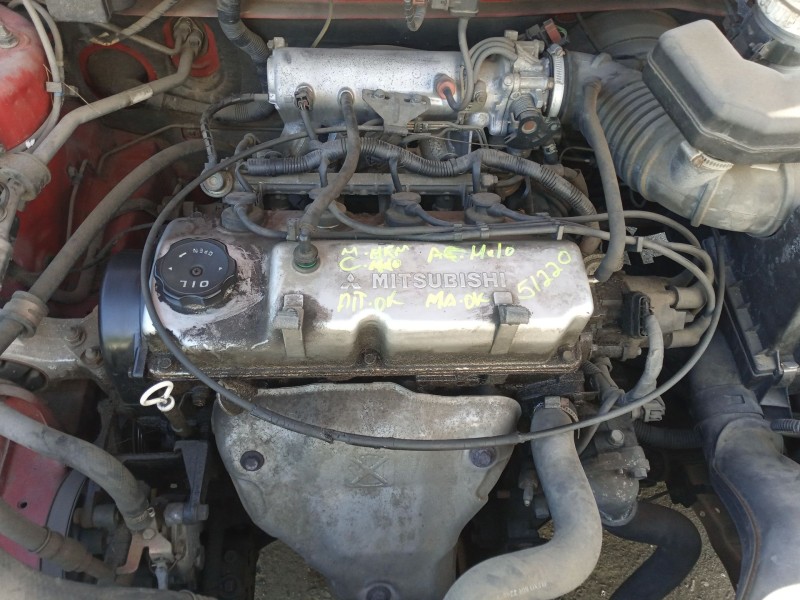 mitsubishi space star monospace (dg_a) del año 1999