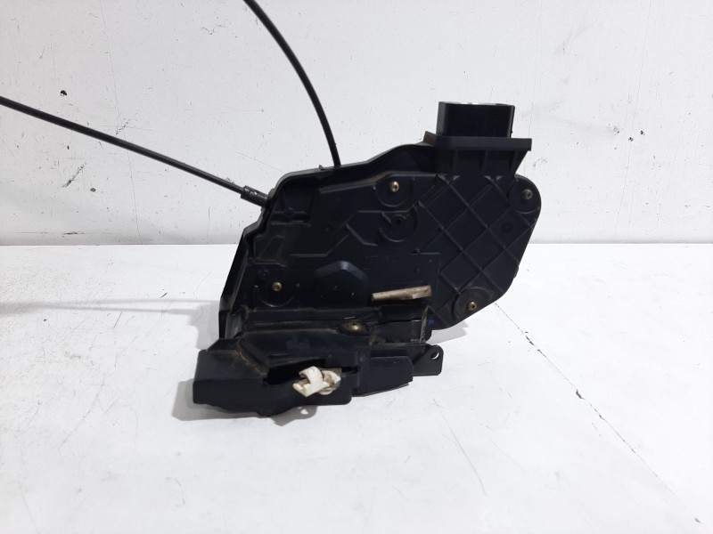 Recambio de cerradura puerta delantera derecha para mazda 3 berlina (bk) 1.6 crdt active referencia OEM IAM BR5S58310B  24001510