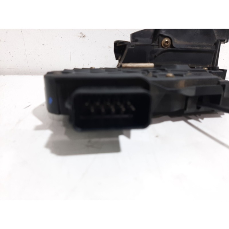 Recambio de cerradura puerta delantera derecha para mazda 3 berlina (bk) 1.6 crdt active referencia OEM IAM BR5S58310B  24001510