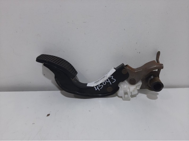 Recambio de pedal freno para ford ka (ccu) titanium referencia OEM IAM   