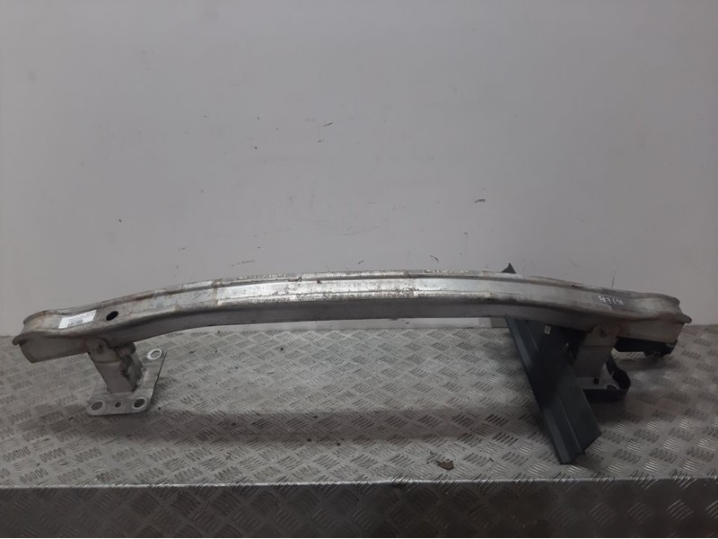 Recambio de refuerzo paragolpes delantero para renault scenic ii confort authentique referencia OEM IAM   