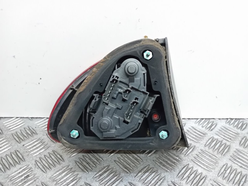 Recambio de piloto trasero derecho para seat leon (1m1) signo referencia OEM IAM 1M6945112   Recambio de piloto trasero derecho para seat leon (1m1) signo referencia OEM IAM 1M6945112