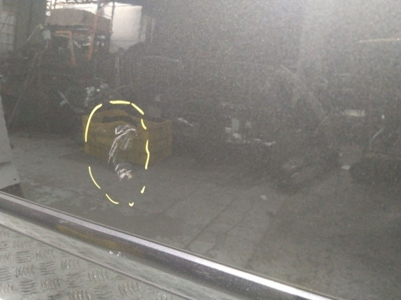 Recambio de puerta delantera izquierda para kia magentis ii (mg) 2.0 crdi referencia OEM IAM 760032G010  