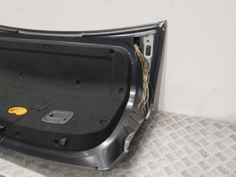 Recambio de porton trasero para kia magentis ii (mg) 2.0 crdi referencia OEM IAM 692002G020  