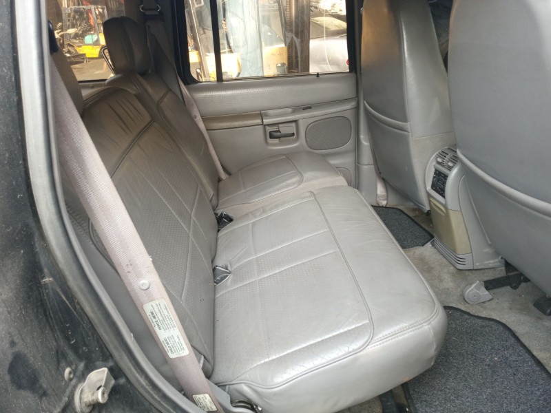 ford explorer del año 1996