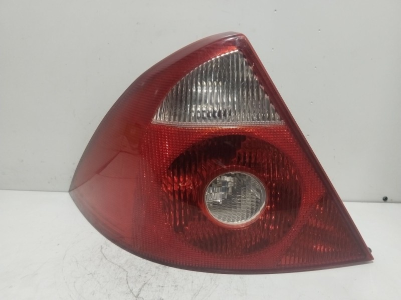 Recambio de piloto trasero izquierdo para ford mondeo iii (b5y) 2.2 tdci referencia OEM IAM 1S7113405A  