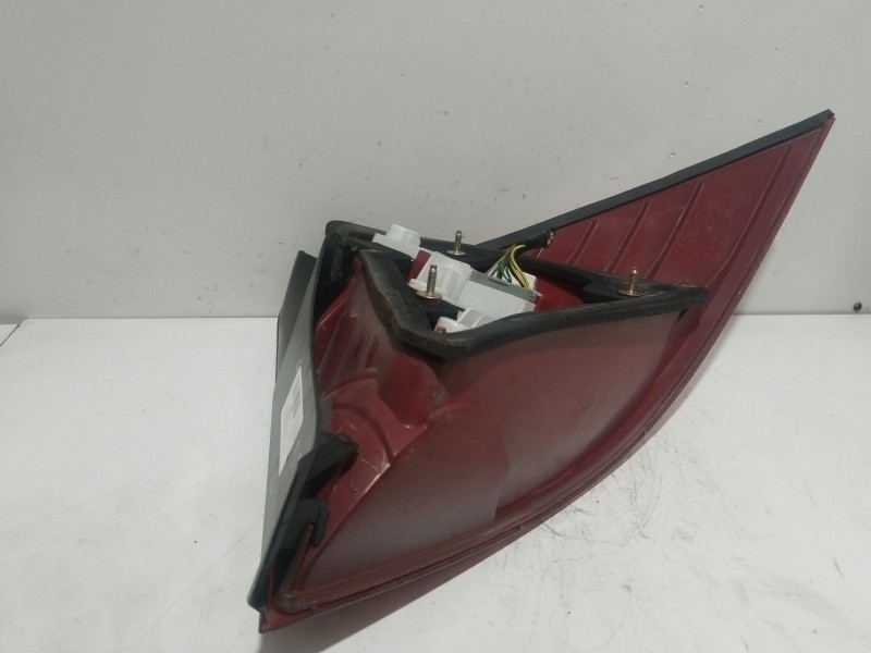 Recambio de piloto trasero izquierdo para ford mondeo iii (b5y) 2.2 tdci referencia OEM IAM 1S7113405A  