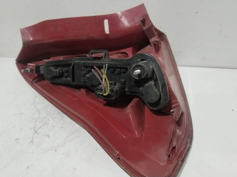 Recambio de piloto trasero derecho para citroën c4 coupé (la_) 1.6 16v referencia OEM IAM 9646801677  