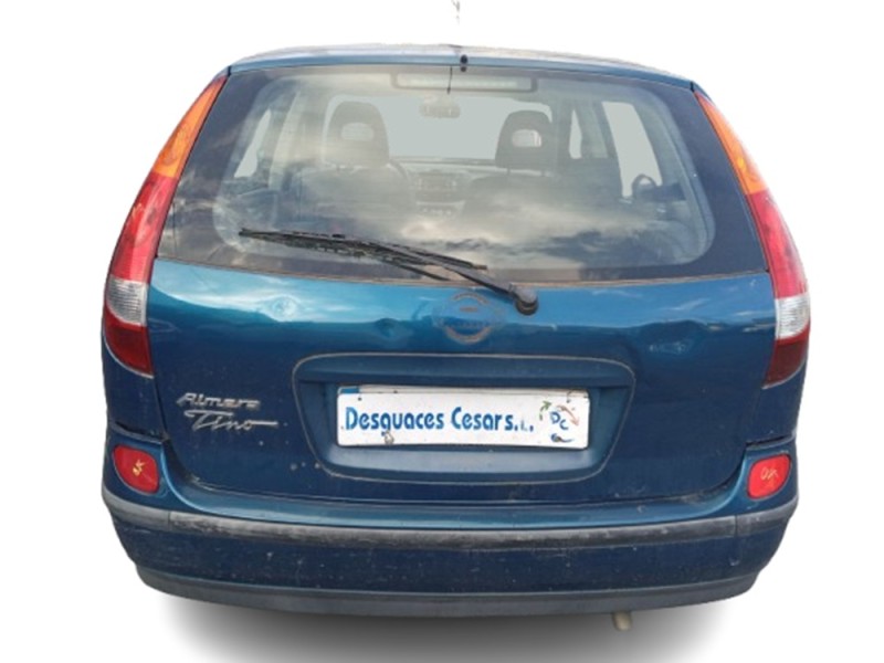 nissan almera tino (v10) del año 2001