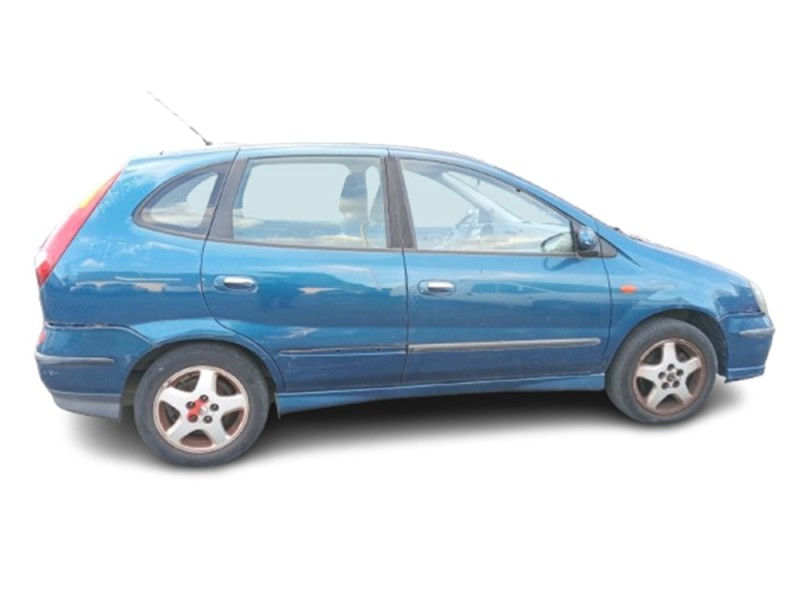 nissan almera tino (v10) del año 2001