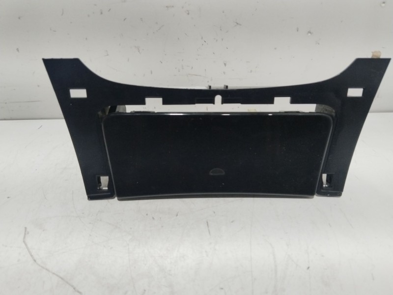 Recambio de cenicero para opel insignia a (g09) 2.0 cdti (68) referencia OEM IAM 22764032  