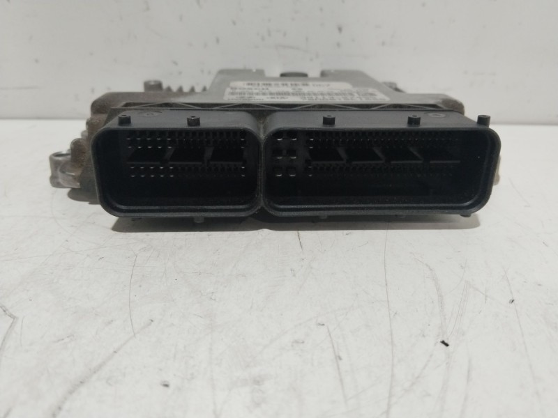 Recambio de centralita motor uce para kia magentis ii (mg) 2.0 crdi referencia OEM IAM 0281012774  
