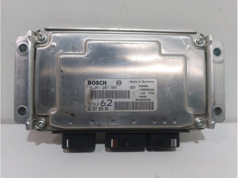 Recambio de centralita motor uce para citroën c2 vtr referencia OEM IAM 0261207999 BOSCH 