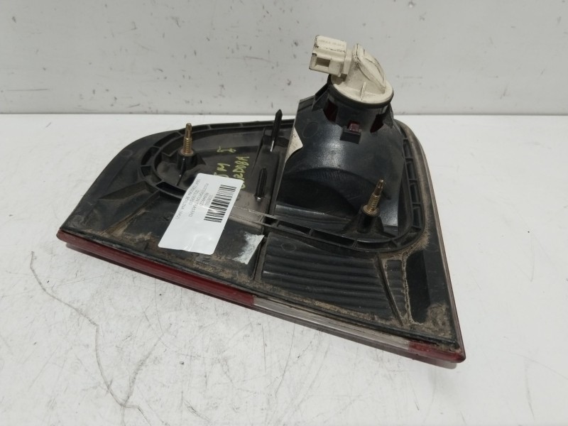 Recambio de piloto porton trasero izquierdo para seat cordoba berlina (6k2) stella referencia OEM IAM 6K0949127  